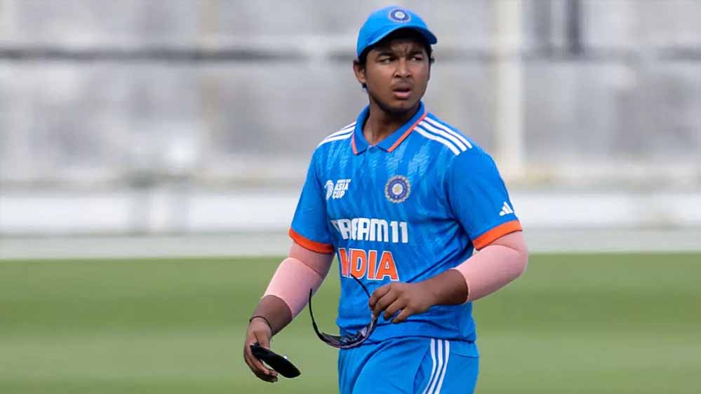 वैभव सूर्यवंशी ‘बाउंसर टेस्ट’ में नाकाम, U-19 वर्ल्ड कप में 4 बार एक ही पैटर्न में आउट वैभव सूर्यवंशी ‘बाउंसर टेस्ट’ में नाकाम, U-19 वर्ल्ड कप में 4 बार एक ही पैटर्न में आउट