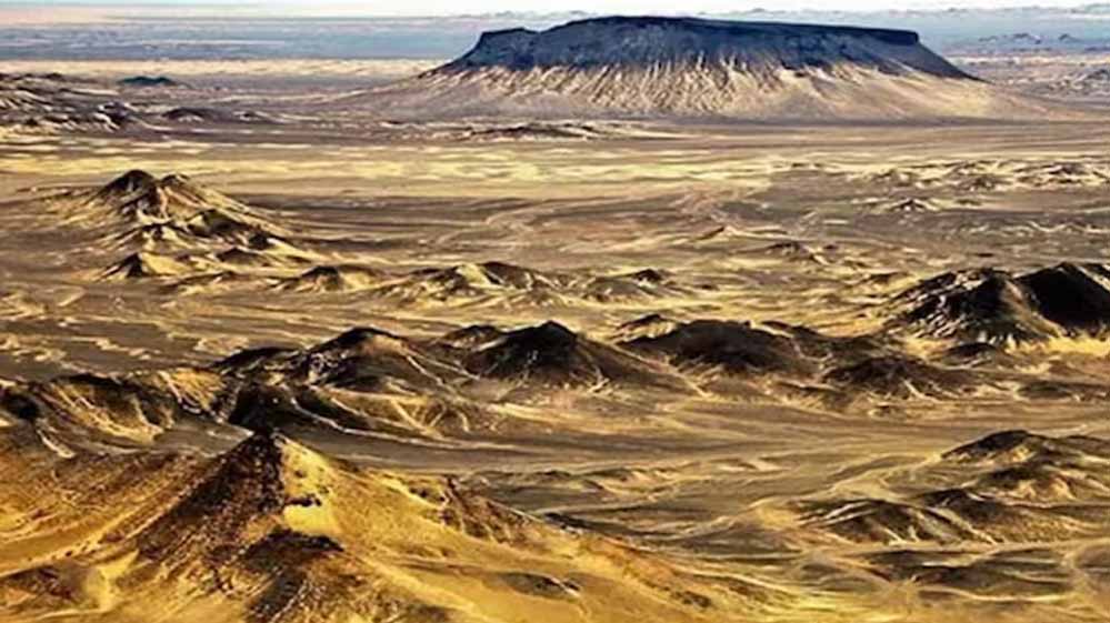 दुनिया के सबसे बड़े सोने के भंडार पर ट्रंप की नजर, बलूचिस्तान में अमेरिका ने झोंका पैसा, पाक का खजाना होगा लुटता