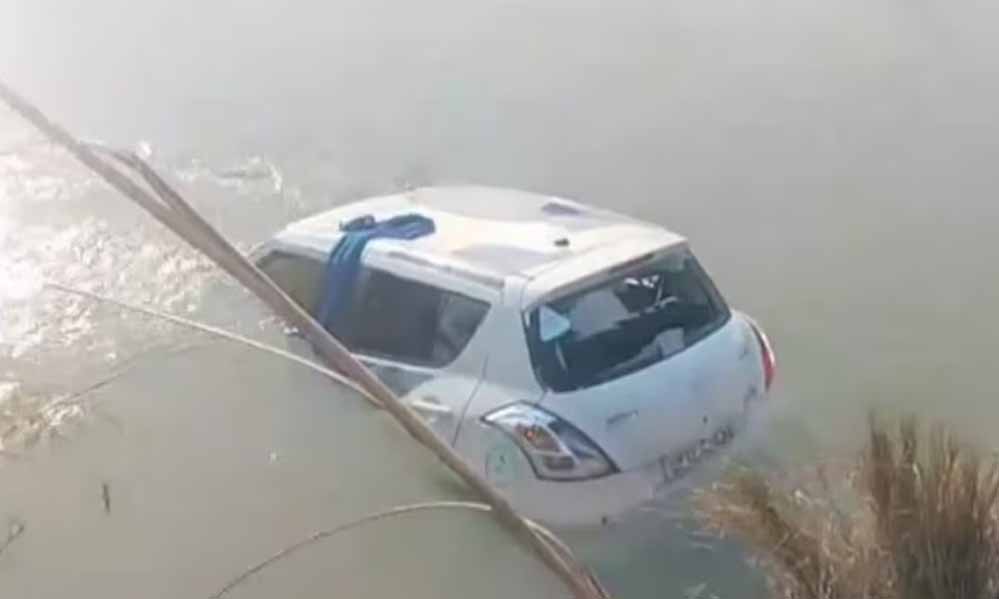 कानपुर: मुंडन संस्कार से लौटते वक्त परिवार की कार नहर में गिरी, 3 की मौत, एक घायल