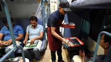 अब ट्रेन में सीट छोड़कर नहीं जाना होगा, IRCTC ने शुरू की नई सर्विस!