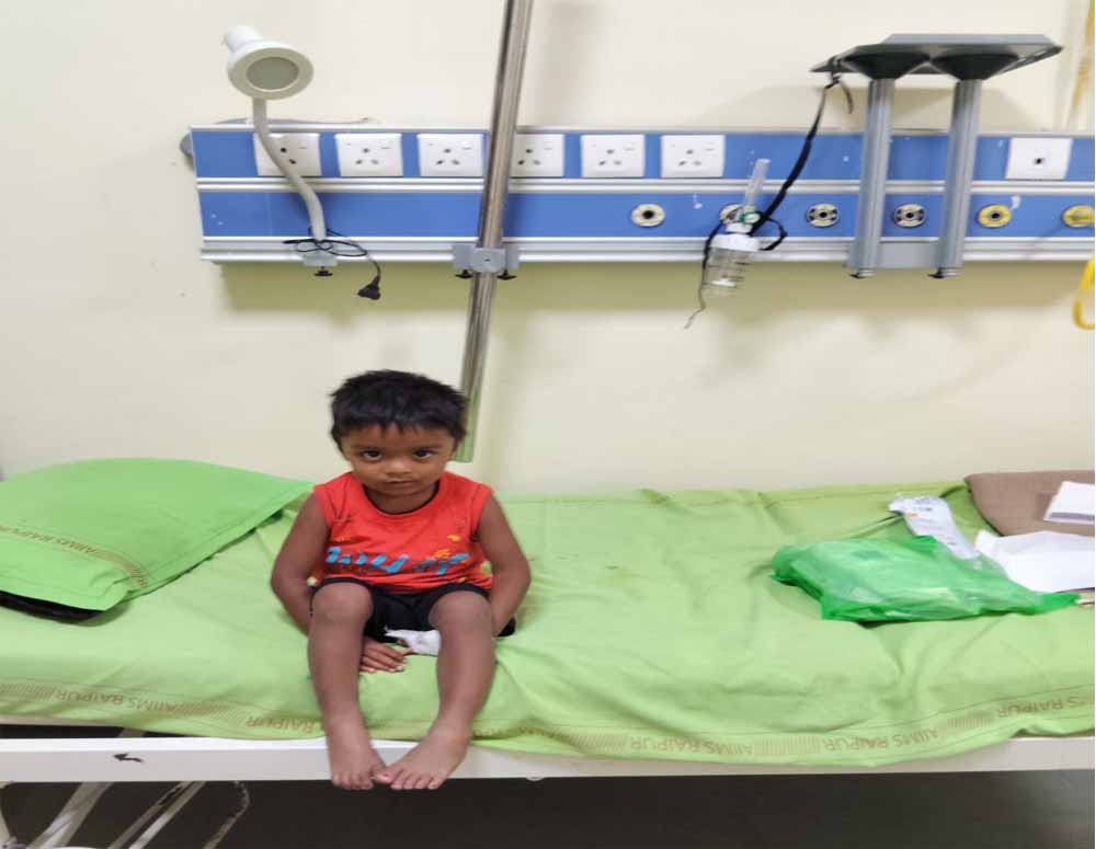 राष्ट्रीय बाल स्वास्थ्य कार्यक्रम ‘चिरायु’ का कमाल: जन्मजात बधिर तीन बच्चों को एम्स रायपुर में नई सुनवाई