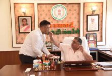 पर्यटन एवं संस्कृति मंत्री राजेश अग्रवाल के निज सहायक कौस्तुभ पांडेय को डॉ. सी.वी. रमन विश्वविद्यालय से पीएचडी की उपाधि पर्यटन एवं संस्कृति मंत्री राजेश अग्रवाल के निज सहायक कौस्तुभ पांडेय को डॉ. सी.वी. रमन विश्वविद्यालय से पीएचडी की उपाधि