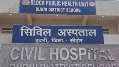 अस्पताल में शर्मनाक कांड: नवजात देने के बदले दाई ने मांगे ₹4 हजार, ₹1500 लेने के बाद सौंपा बच्चा