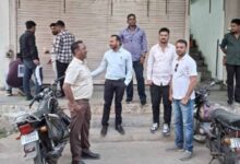 संपत्ति कर नहीं भरने पर निगम का बड़ा एक्शन, चार व्यावसायिक परिसर सील