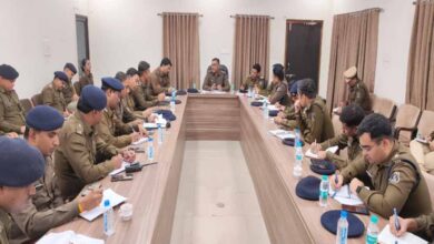 रायपुर आईजी ने ली पुलिस अधीक्षकों की बैठक, अपराध और सड़क दुर्घटनाएं रोकने के दिए सख्त निर्देश रायपुर आईजी ने ली पुलिस अधीक्षकों की बैठक, अपराध और सड़क दुर्घटनाएं रोकने के दिए सख्त निर्देश