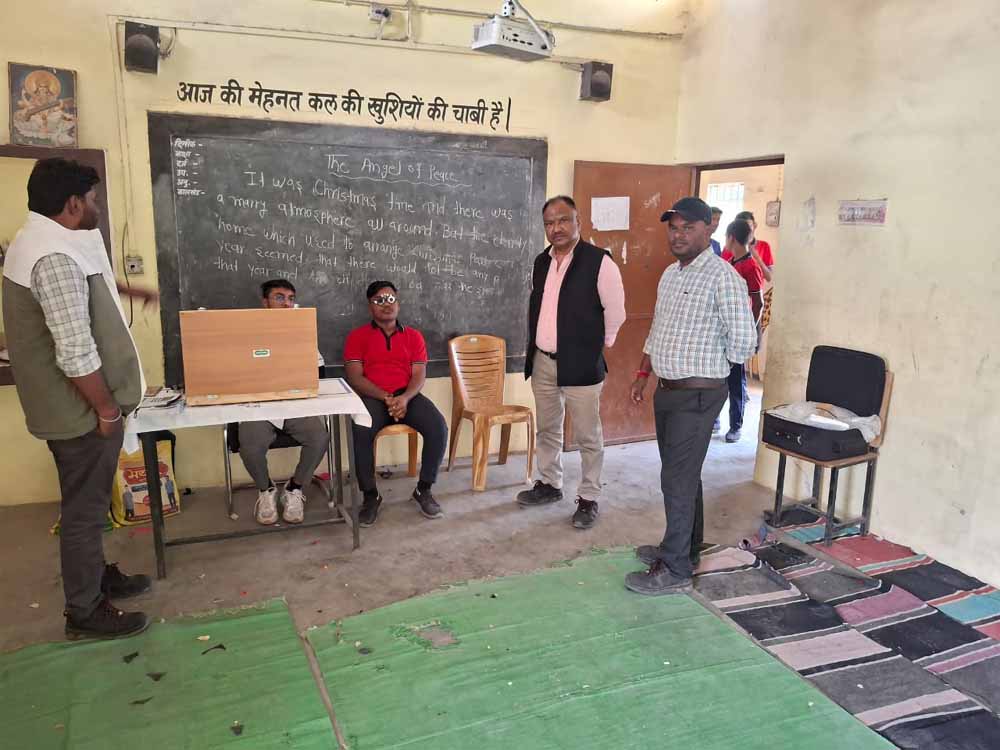 एनएचएआई के सहयोग से 1500 स्कूली बच्चों की आंखों की जांच, 102 को मिलेगा चश्मा