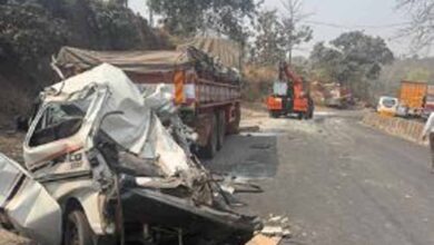 गुजरात के वलसाड में दर्दनाक सड़क हादसा: एक ही परिवार के 7 लोगों की मौत