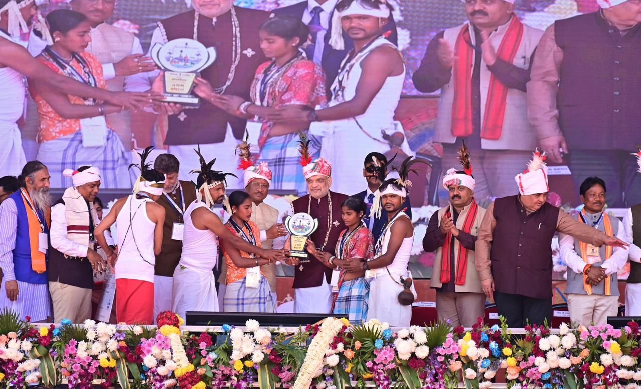 संभाग स्तरीय बस्तर पंडुम 2026 का हुआ समापन संभाग स्तरीय बस्तर पंडुम 2026 का हुआ समापन