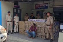 नशे के खिलाफ पुलिस का बड़ा एक्शन, खरगोन में पिकअप से 170 पेटी अवैध शराब जब्त