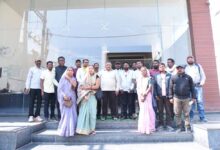 पर्यटन एवं संस्कृति मंत्री  राजेश अग्रवाल ने लखनपुर में जनप्रतिनिधियों एवं नागरिकों से की भेंट