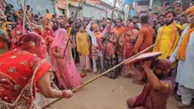 रंगोत्सव 2026: नंदगांव के हुरियारों पर बरसाना में बरसीं प्रेम की लाठियां, परंपरा का उड़ा गुलाल