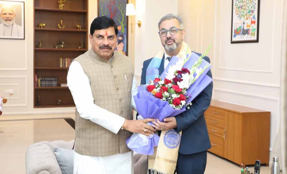 मुख्यमंत्री डॉ. मोहन यादव से मिले स्विस संसद के सदस्य निक्लाउस सैमुअल गुगर मुख्यमंत्री डॉ. मोहन यादव से मिले स्विस संसद के सदस्य निक्लाउस सैमुअल गुगर