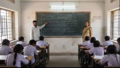 एग्जाम सेंटर बना ‘नकल सेंटर’! शिक्षकों की मिलीभगत से चार कमरों में धड़ल्ले से नकल