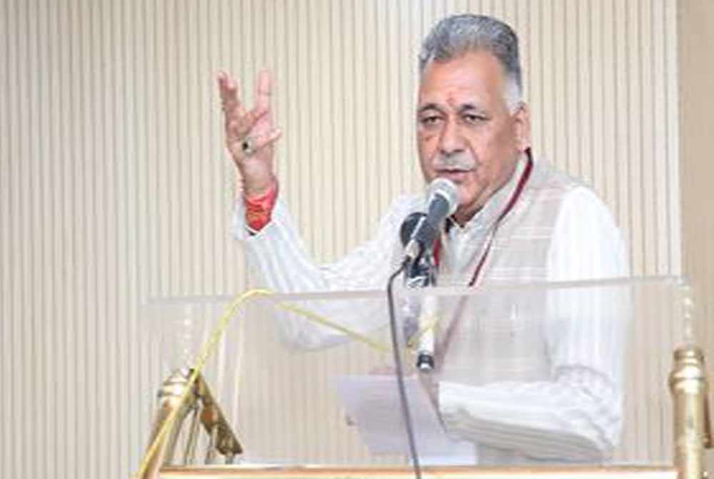 शिक्षा के मंदिरों से हो भारतीयता के भाव का उद्घोष : मंत्री परमार शिक्षा के मंदिरों से हो भारतीयता के भाव का उद्घोष : मंत्री परमार