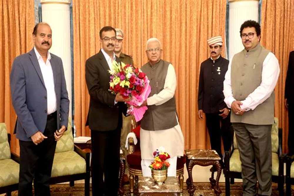 सद्भावना और निस्वार्थ सेवा से ही समाज में वास्तविक परिवर्तन संभव : राज्यपाल पटेल