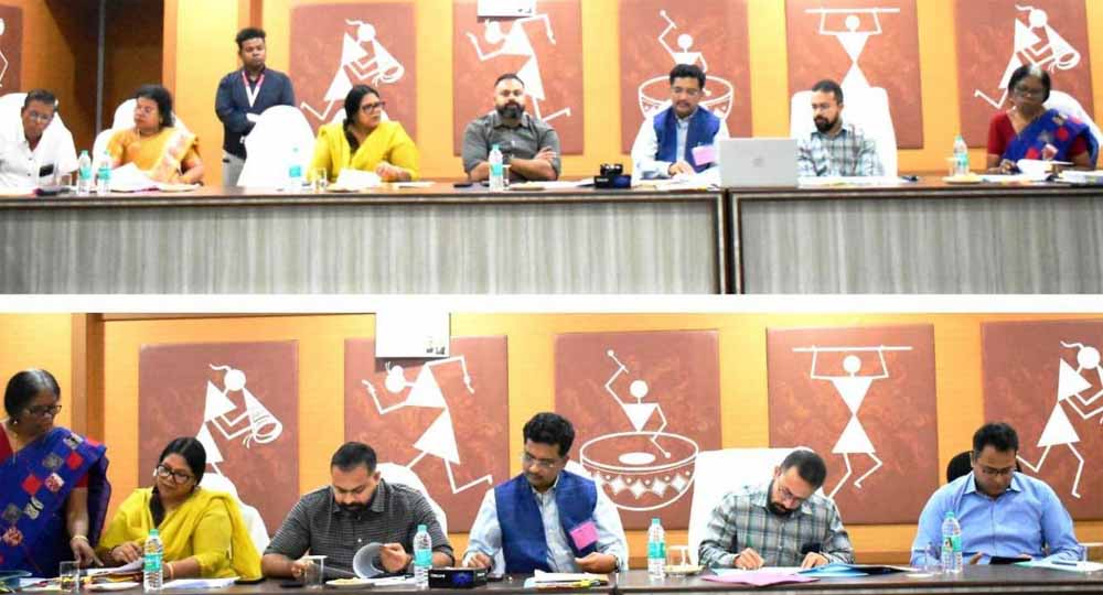 मुख सचिव सोनमणि बोरा की अध्यक्षता में उच्च स्तरीय प्रमाणीकरण छानबीन समिति की बैठक मुख सचिव सोनमणि बोरा की अध्यक्षता में उच्च स्तरीय प्रमाणीकरण छानबीन समिति की बैठक