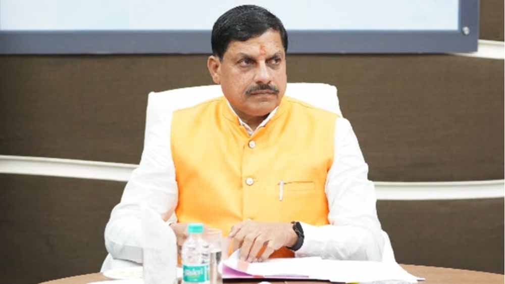 मुख्यमंत्री डॉ. यादव ने डबरा की घटना में मृतक के परिजन को 4 लाख रुपए एवं गंभीर तीन घायलों को एक–एक लाख रुपए देने के दिये निर्देश