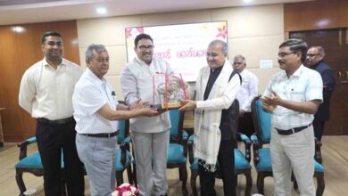 राज्यपाल के अपर सचिव भार्गव का विदाई समारोह सम्पन्न राज्यपाल के अपर सचिव भार्गव का विदाई समारोह सम्पन्न