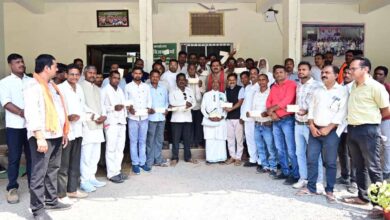 उपमुख्यमंत्री ने कबीर कुटियों को वाद्ययंत्रों के लिए 4.25 लाख रूपए का किया वितरण उपमुख्यमंत्री ने कबीर कुटियों को वाद्ययंत्रों के लिए 4.25 लाख रूपए का किया वितरण