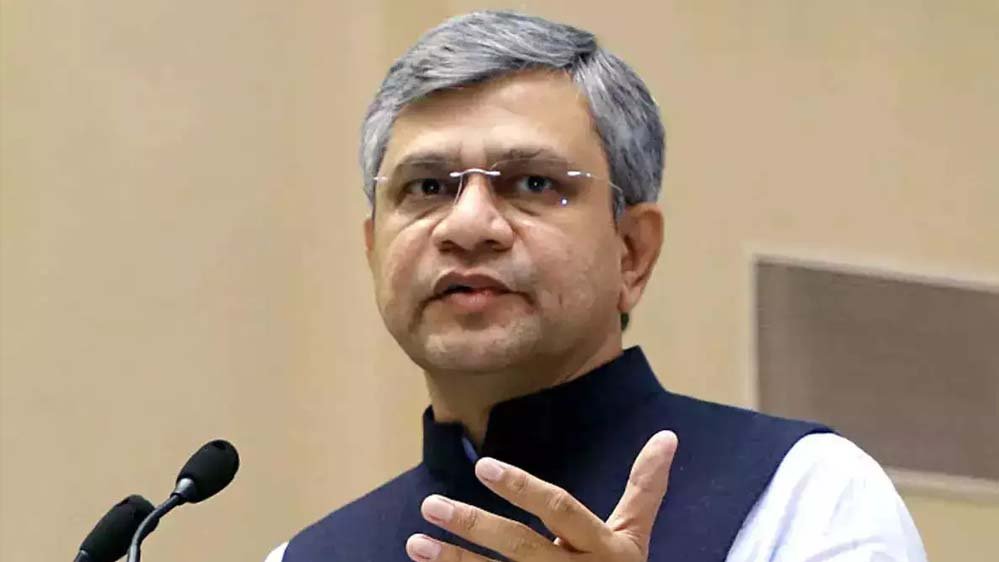 डबल इंजन सरकार का तोहफा! छत्तीसगढ़ को रेलवे विकास के लिए मिले 7,470 करोड़, सीएम साय ने जताया आभार डबल इंजन सरकार का तोहफा! छत्तीसगढ़ को रेलवे विकास के लिए मिले 7,470 करोड़, सीएम साय ने जताया आभार