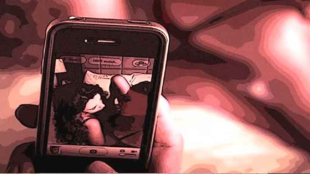 प्राइवेट फोटो लीक का डर खत्म! सरकारी एजेंसी ने बताए ब्लैकमेल से बचने के आसान उपाय