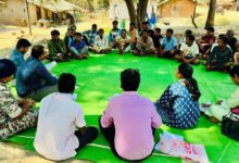 मिशन कनेक्ट से सुकमा में सुदृढ़ हुआ जनविश्वास : इमली के पेड़ तले सजी चौपाल मिशन कनेक्ट से सुकमा में सुदृढ़ हुआ जनविश्वास : इमली के पेड़ तले सजी चौपाल