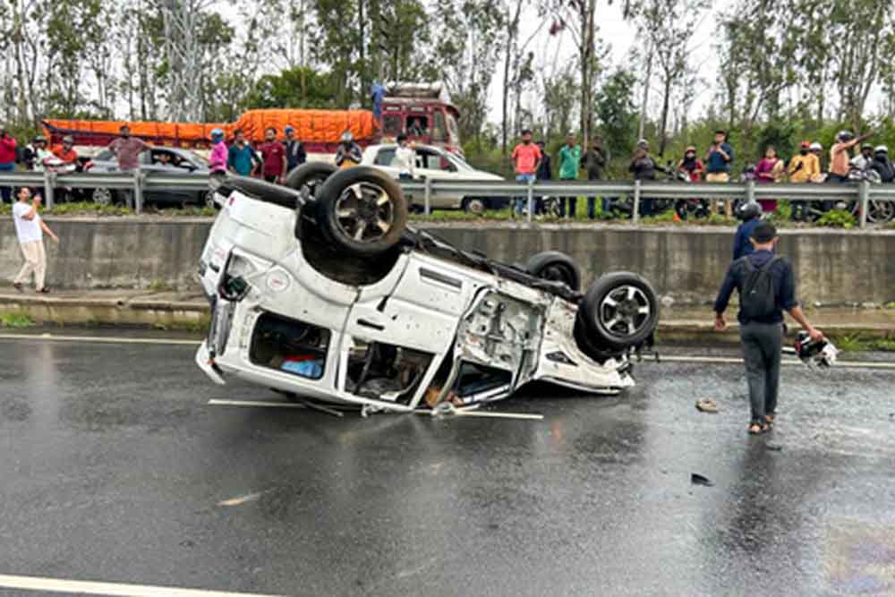 बजट 2026 का बड़ा ऐलान: सड़क हादसा मुआवजे के ब्याज पर नहीं लगेगा टैक्स, पीड़ितों को सीधी राहत बजट 2026 का बड़ा ऐलान: सड़क हादसा मुआवजे के ब्याज पर नहीं लगेगा टैक्स, पीड़ितों को सीधी राहत