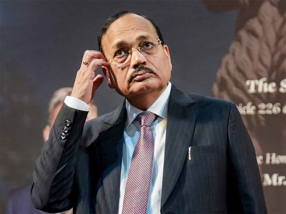 इलाहाबाद और भांग पर CJI सूर्यकांत की टिप्पणी चर्चा में, आखिर क्या है पूरा मामला?