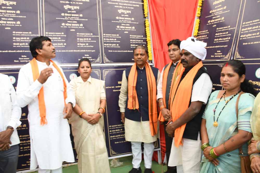 मेला स्थानीय अर्थव्यवस्था को मजबूत करने का सशक्त माध्यम-मंत्री केदार कश्यप मेला स्थानीय अर्थव्यवस्था को मजबूत करने का सशक्त माध्यम-मंत्री केदार कश्यप