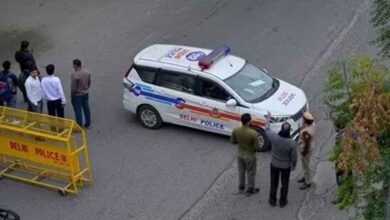 दिल्ली के दो स्कूलों को बम से उड़ाने की धमकी, ई-मेल से मचा हड़कंप, सुरक्षा एजेंसियां अलर्ट