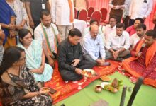 उद्योग मंत्री लखन लाल देवांगन ने शिवाजीनगर और एमपी नगर कॉलोनी को दी 14.42 करोड़ के अंडरग्राउंड सीवरेज लाइन की सौगात उद्योग मंत्री लखन लाल देवांगन ने शिवाजीनगर और एमपी नगर कॉलोनी को दी 14.42 करोड़ के अंडरग्राउंड सीवरेज लाइन की सौगात