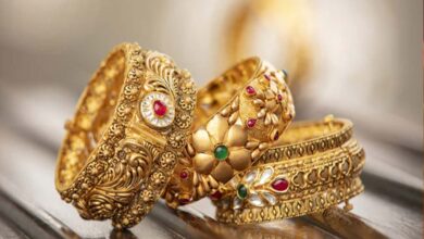 सोने-चांदी की कीमतों में तेजी, MCX पर सोना ₹1,56,134 और चांदी ₹2.45 लाख तक पहुंची