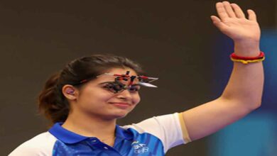 एशियन राइफल/पिस्टल चैंपियनशिप: शूट-ऑफ में गोल्ड से चूकीं मनु भाकर, ईशा ने जीता ब्रॉन्ज एशियन राइफल/पिस्टल चैंपियनशिप: शूट-ऑफ में गोल्ड से चूकीं मनु भाकर, ईशा ने जीता ब्रॉन्ज