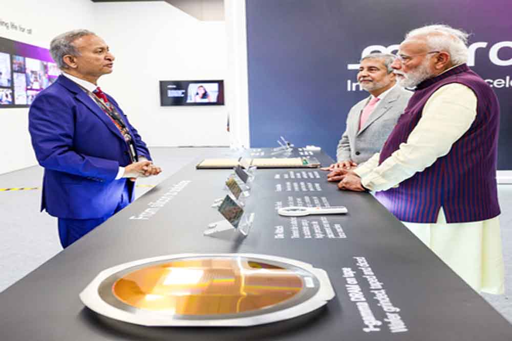 सेमीकंडक्टर से एआई तक: पीएम मोदी ने बताया नए औद्योगिक क्रांति का रास्ता