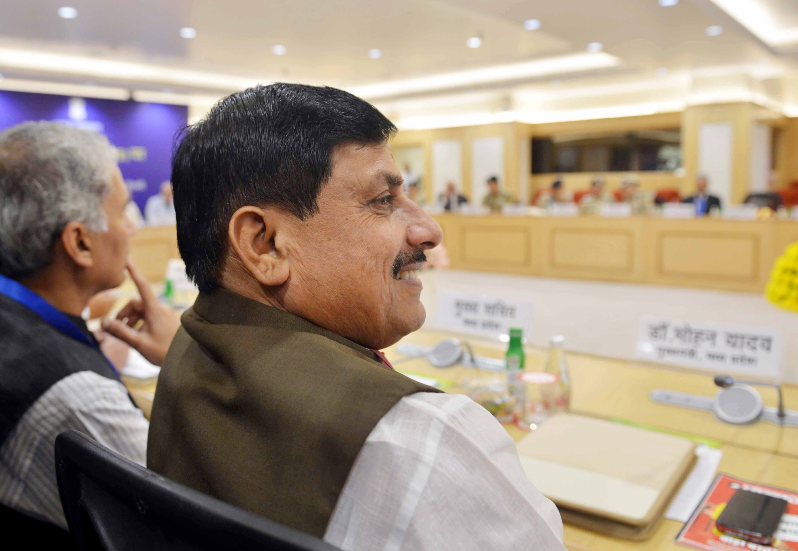 बजट से पहले बड़ा उधारी का आंकड़ा: 11 महीने में 72,900 करोड़, अब और 5,600 करोड़ लेने की तैयारी बजट से पहले बड़ा उधारी का आंकड़ा: 11 महीने में 72,900 करोड़, अब और 5,600 करोड़ लेने की तैयारी