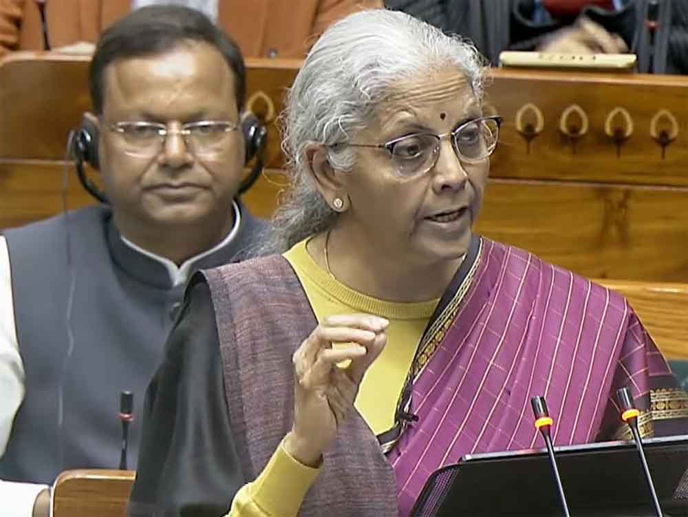 बजट का फोकस तय! जानिए हेल्थ और एजुकेशन पर सरकार कितना खोलने वाली है खजाना