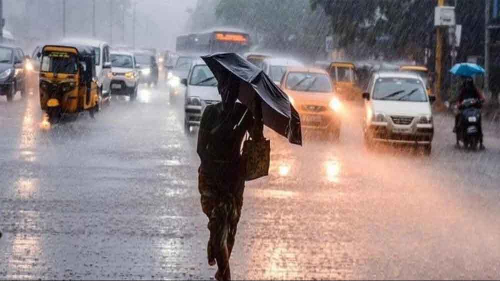 IMD Rainfall Alert: दो वेस्टर्न डिस्टर्बेंस एक्टिव, कई राज्यों में बारिश और ठंड बढ़ने के आसार