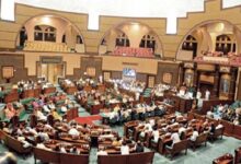 मप्र विधानसभा सत्र शुरू: इंदौर मौतों पर कांग्रेस ने किया प्रदर्शन, हंगामे के बीच पेश होगा अनुपूरक बजट