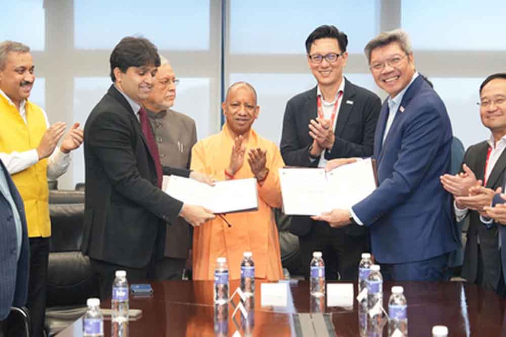 Yogi Adityanath का सिंगापुर दौरा तेज: जेवर एयरपोर्ट के लिए 4,458 करोड़ के दो बड़े प्रोजेक्ट्स को हरी झंडी Yogi Adityanath का सिंगापुर दौरा तेज: जेवर एयरपोर्ट के लिए 4,458 करोड़ के दो बड़े प्रोजेक्ट्स को हरी झंडी