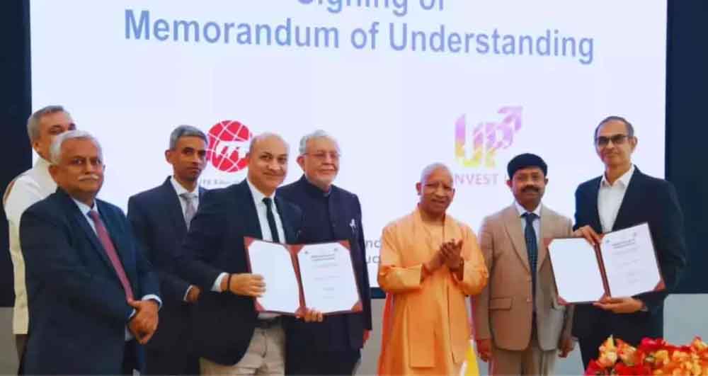 सिंगापुर दौरे पर CM योगी का बड़ा धमाका: पहले ही दिन 6,650 करोड़ के 3 MoU, 20 हजार नौकरियों का रास्ता साफ सिंगापुर दौरे पर CM योगी का बड़ा धमाका: पहले ही दिन 6,650 करोड़ के 3 MoU, 20 हजार नौकरियों का रास्ता साफ