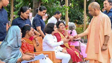 सीएम योगी का ‘बाल स्नेह मॉडल’ – एडमिशन से इलाज तक, जरूरतमंद बच्चों को तुरंत आर्थिक मदद सीएम योगी का ‘बाल स्नेह मॉडल’ – एडमिशन से इलाज तक, जरूरतमंद बच्चों को तुरंत आर्थिक मदद