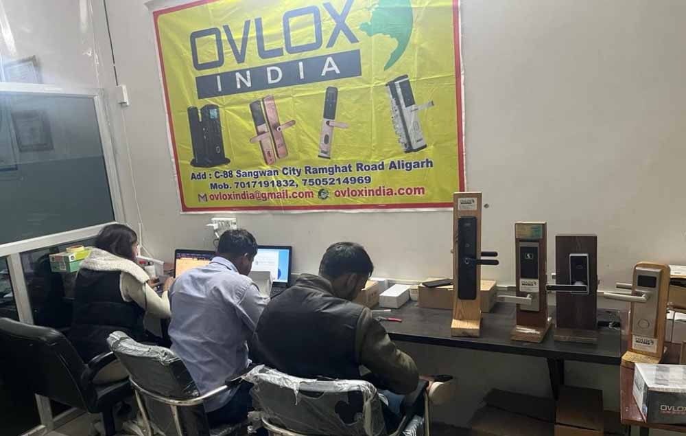 ओडीओपी योजना से मिला संबल, 10 लाख के ऋण से खड़ा किया डिजिटल लॉक का व्यवसाय ओडीओपी योजना से मिला संबल, 10 लाख के ऋण से खड़ा किया डिजिटल लॉक का व्यवसाय