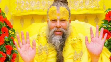 रिश्ता बड़ा या आत्मसम्मान? – प्रेमानंद जी महाराज का जवाब जो हर किसी को सुनना चाहिए रिश्ता बड़ा या आत्मसम्मान? – प्रेमानंद जी महाराज का जवाब जो हर किसी को सुनना चाहिए