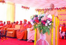 स्मार्टफोन डिप्रेशन की बीमारी पैदा करने वाला है, छोटी-छोटी बातों के कारण बढ़ी आत्महत्याओं की प्रवृत्तिः सीएम योगी