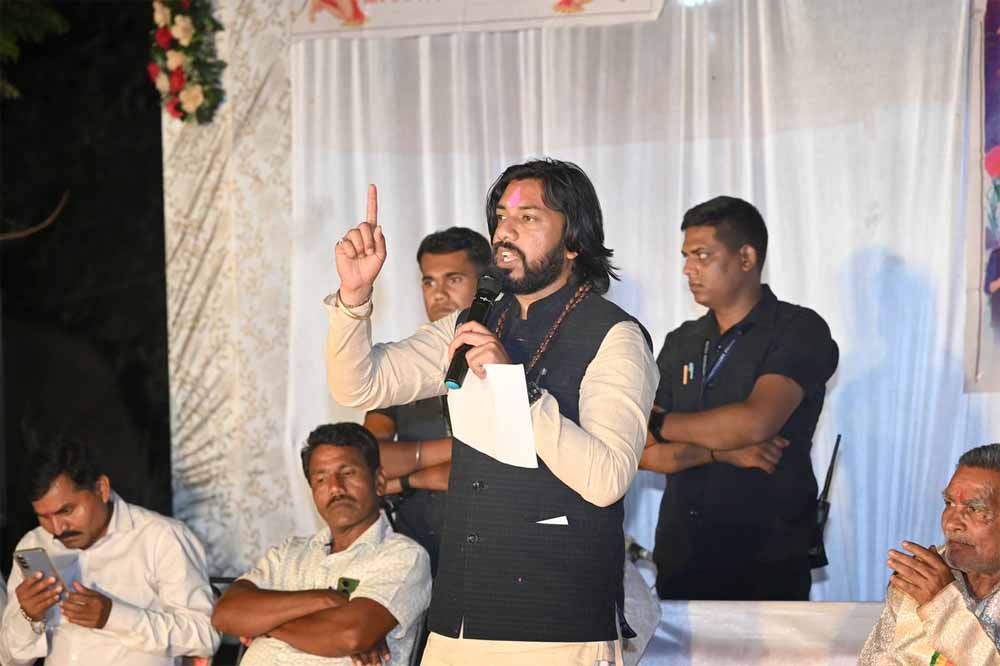 मनखे-मनखे एक समान के सिद्धांत पर चल रही है हमारी सरकार : मंत्री गुरु खुशवंत साहेब मनखे-मनखे एक समान के सिद्धांत पर चल रही है हमारी सरकार : मंत्री गुरु खुशवंत साहेब