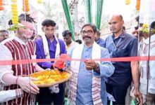 रांची में ‘जोहारग्राम-मेड इन झारखंड’ शोरूम का CM हेमंत सोरेन ने किया उद्घाटन, स्थानीय उत्पादों को मिलेगा बड़ा मंच