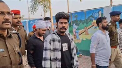 होली मिलन समारोह में ताबड़तोड़ फायरिंग से अफरा-तफरी, भोजपुरी सिंगर के शो में चली 100 गोलियाँ; तीन घायल