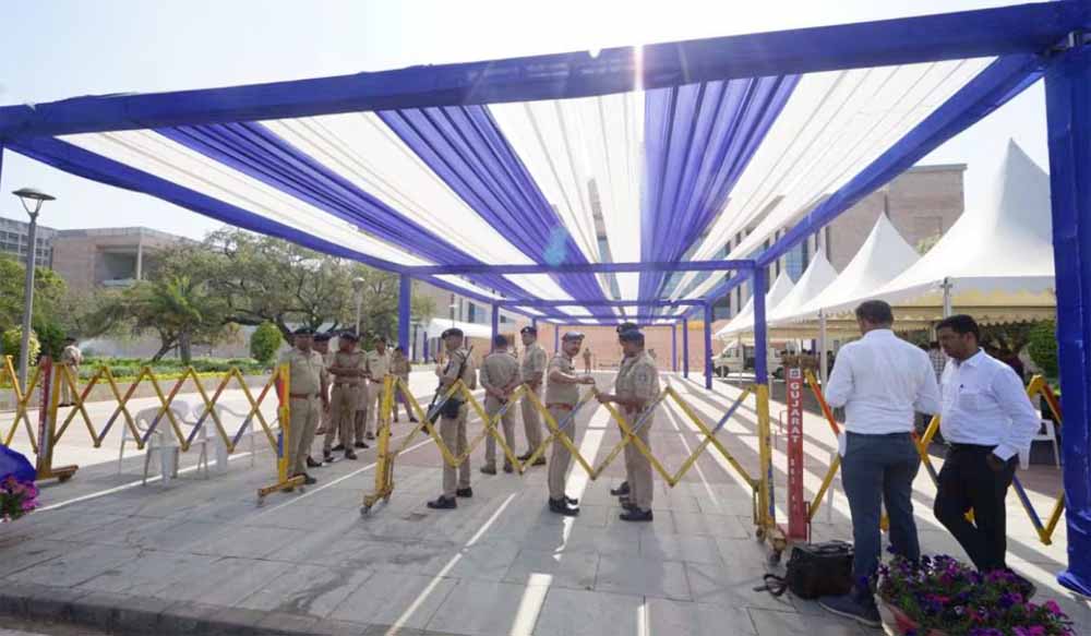 गुजरात विधानसभा को बम से उड़ाने की धमकी, बजट सत्र के बीच मचा हड़कंप