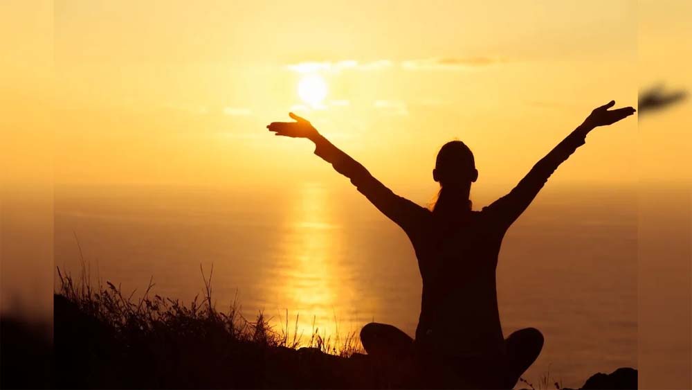 मन से हो जाएं मुक्त: मानसिक बोझ से आज़ादी का रास्ता मन से हो जाएं मुक्त: मानसिक बोझ से आज़ादी का रास्ता