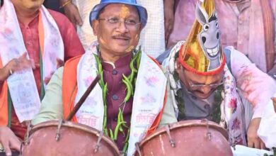 होली सद्भाव, अपनत्व और गिले-शिकवे भुलाने का पर्व है : मुख्यमंत्री विष्णु देव साय होली सद्भाव, अपनत्व और गिले-शिकवे भुलाने का पर्व है : मुख्यमंत्री विष्णु देव साय